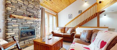 TV, fireplace, DVD player