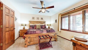 2 bedrooms, iron/ironing board, WiFi, bed sheets - Winterset #3 (3-Bedroom Condo) with Pool and Mountain view by RedAwning (Mammoth Lakes)