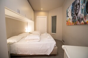 Junior Apartment, 1 Queen Bed with Sofa bed | 1 bedroom - Il Violino (Salò)