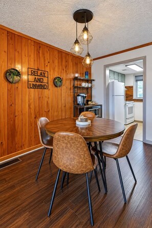 Unclassified image, 3 of 23, button - The Beech Club *Mountain Views*Pet Friendly* (Beech Mountain)