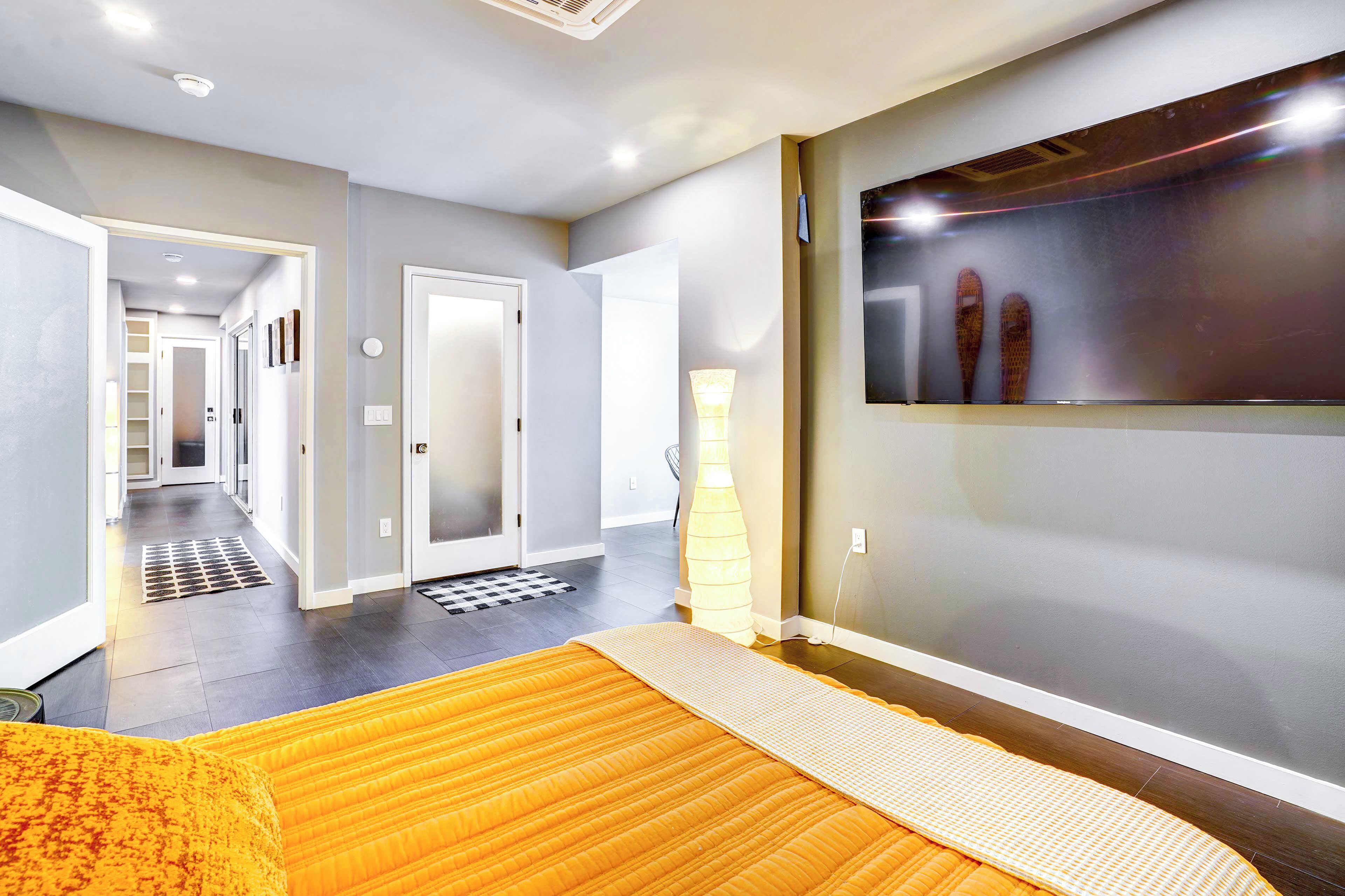 2 chambres, bureau, espace de travail pour ordinateur portable