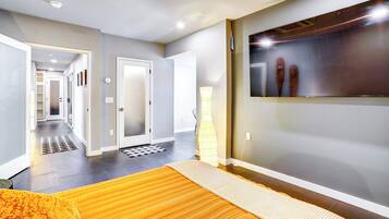 2 chambres, bureau, espace de travail pour ordinateur portable
