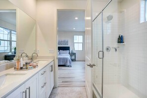 Hair dryer, towels - 4 Mi to Beach! San Juan Capistrano Home w/ Patio (San Juan Capistrano)