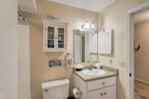 Room - Princess's Paradise (St. Simons Island)