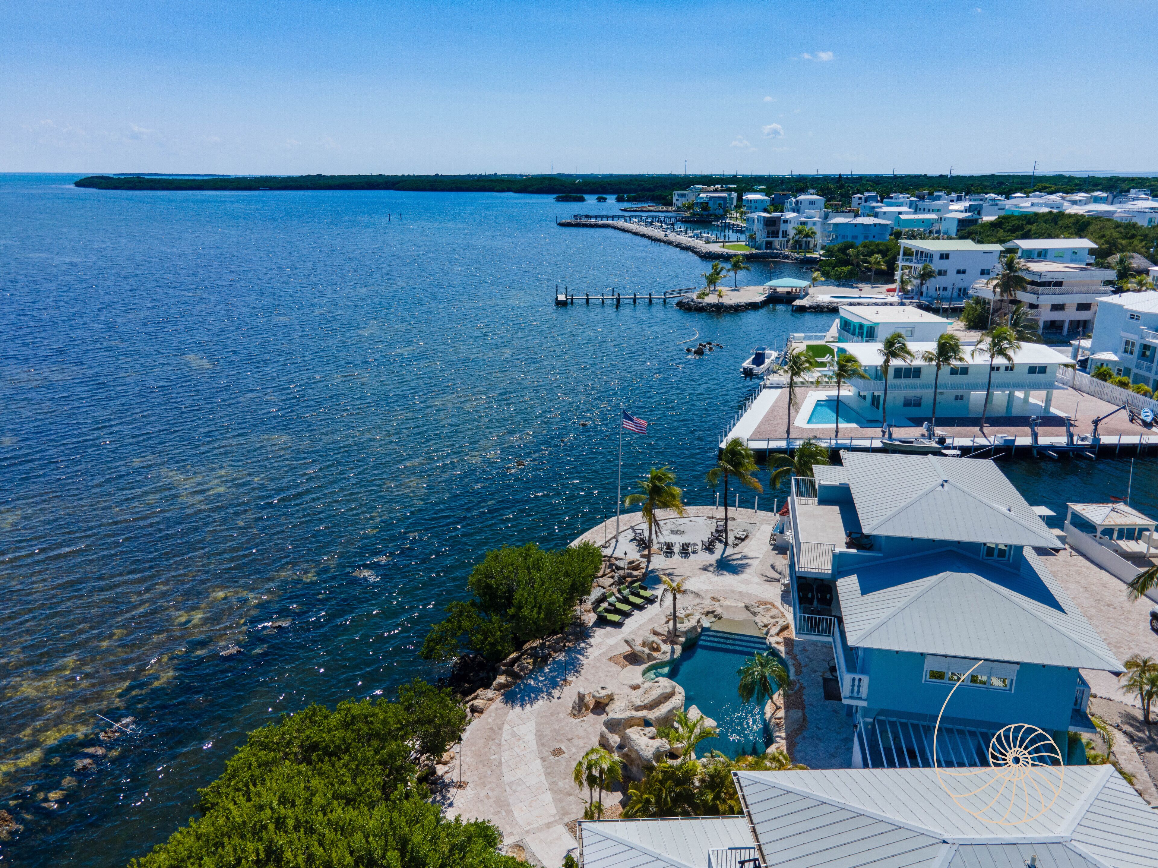 4 Bedroom Key Largo Oceanfront Home ~ Pool, Hot Tub, Dockage, Cabana & Fire Pit