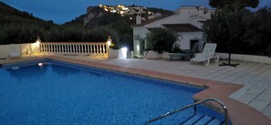 Utomhuspool