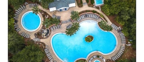 Piscine extérieure, piscine chauffée