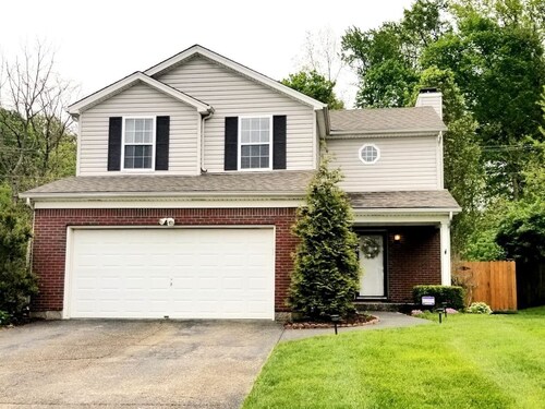 Cozy Louisville Retreat