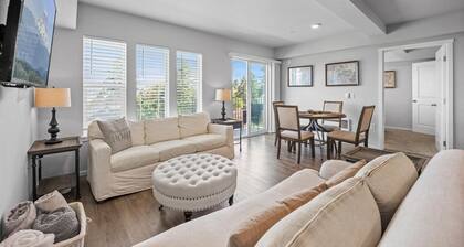 Steps to Dome Breathtaking views + parking + AC!