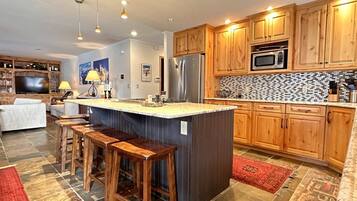 Condo (MH138 Mountain Harbor Holiday Roost) | Exterior