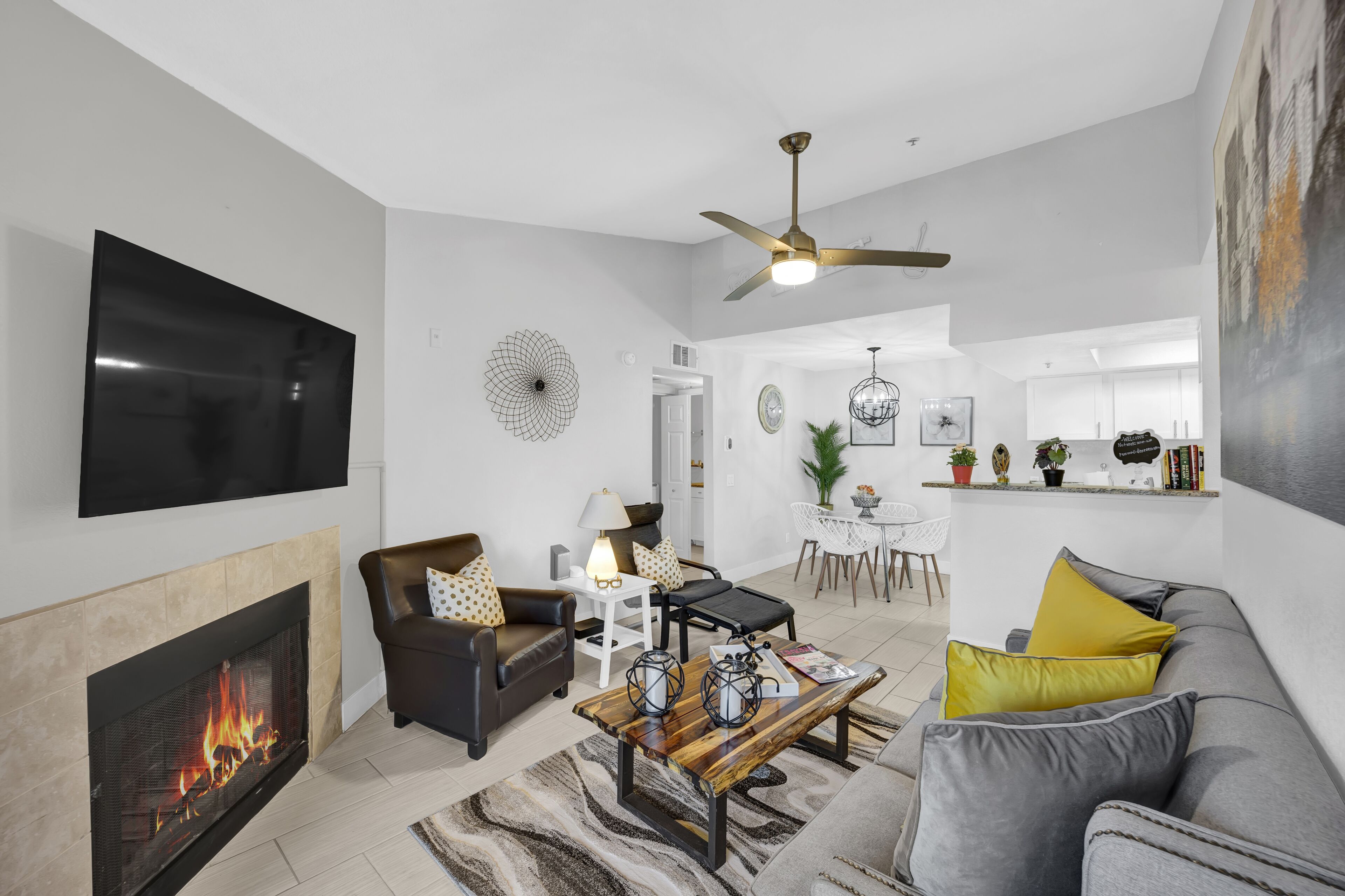 Vegas Life 2b/2bth Centrally Loc Condo 2mi-Strip