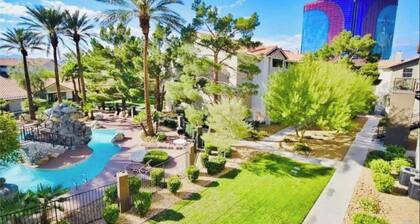 Vegas Life 2b/2bth Centrally Loc Condo 2mi-Strip
