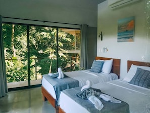 5 bedrooms, WiFi, bed sheets