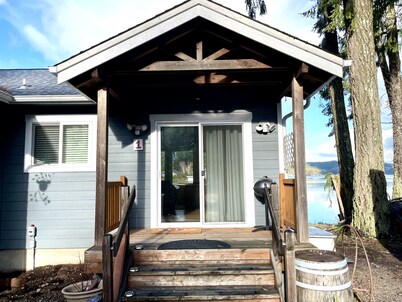 The Mushroom Patch Cabin