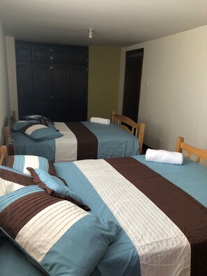 2 habitaciones y ropa de cama 