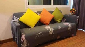 Living area - Cozy Apartment Near To Everything in Patong (Phuket)