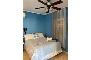 1 habitación, wifi gratis y ropa de cama