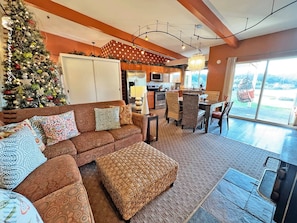 TV, fireplace, DVD player, stereo
