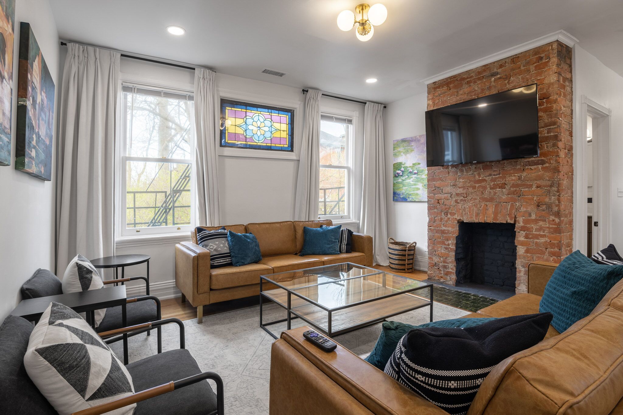 TV connectée, cheminée