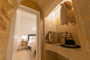 1 soverom, skrivebord og wi-fi (inkludert)