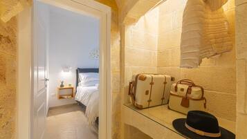 1 bedroom, desk, free WiFi