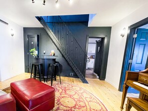 Interior - The Little Black House - in the heart of RiNo! (Denver)
