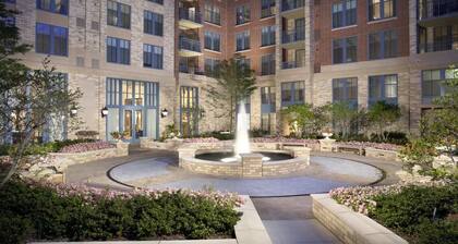 Nice 2BR Condo at Pentagon City
