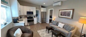 Chic & intimate 2 bedroom