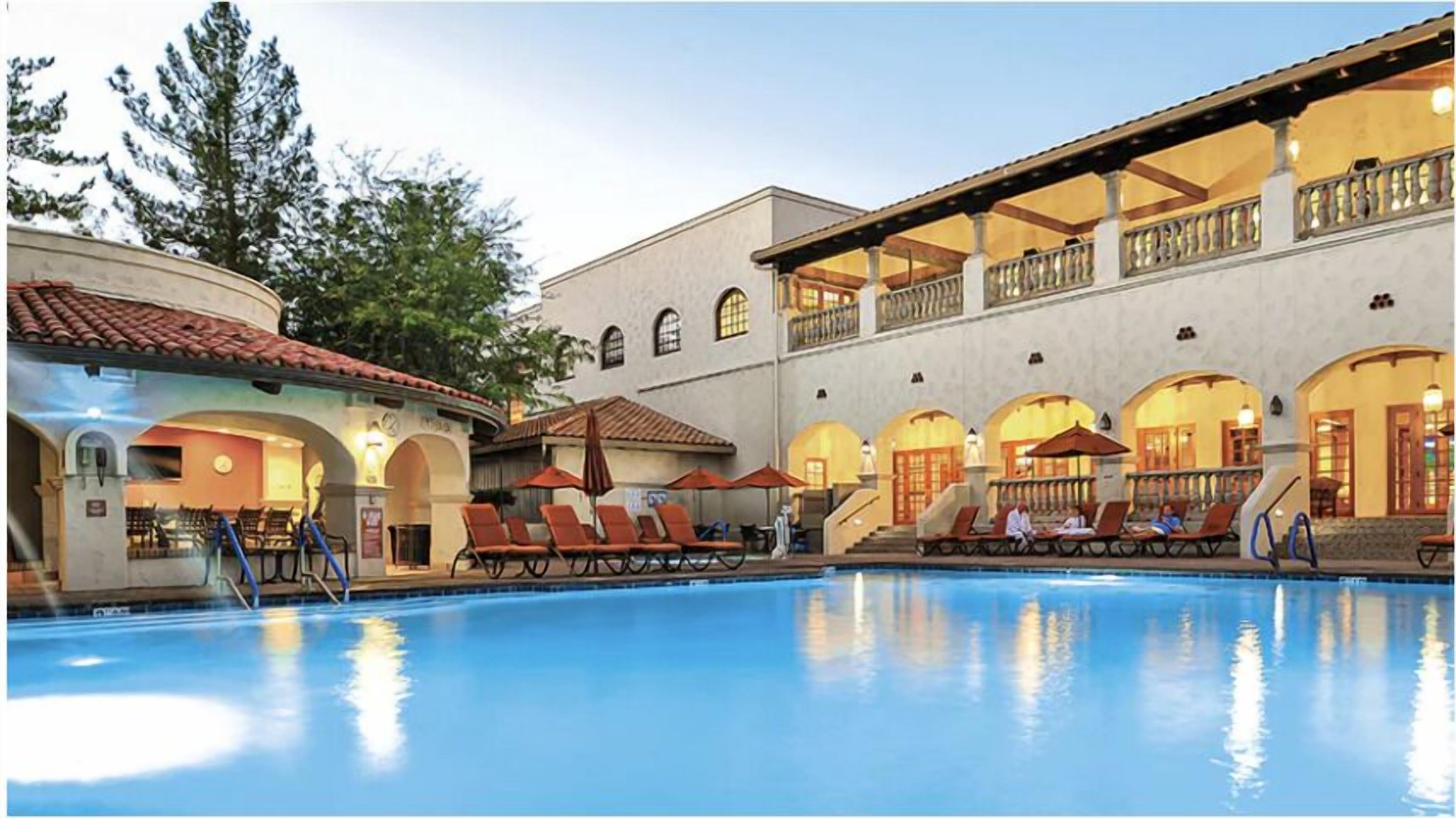 In The Heart of Sedona-Explore Nature, Shop, Art and Crafts-Family Friendly
