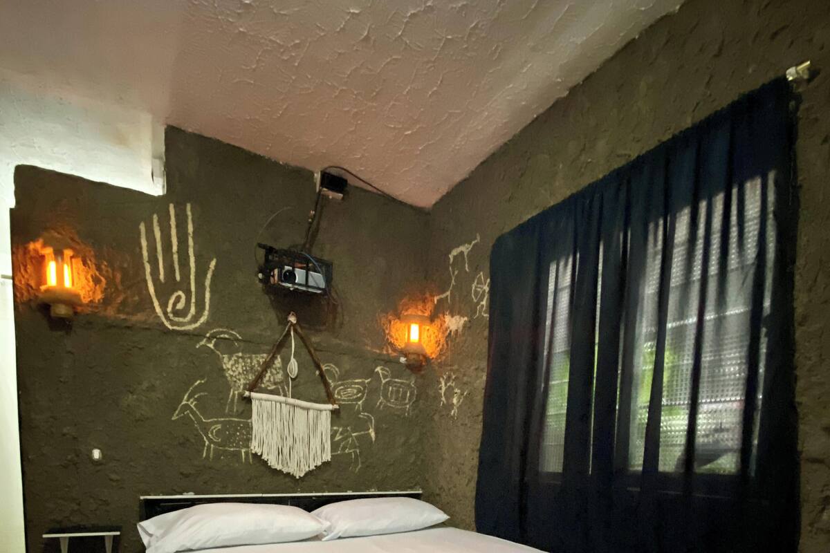 Standard Double Room | Hypo-allergenic bedding available, blackout drapes, WiFi (free)