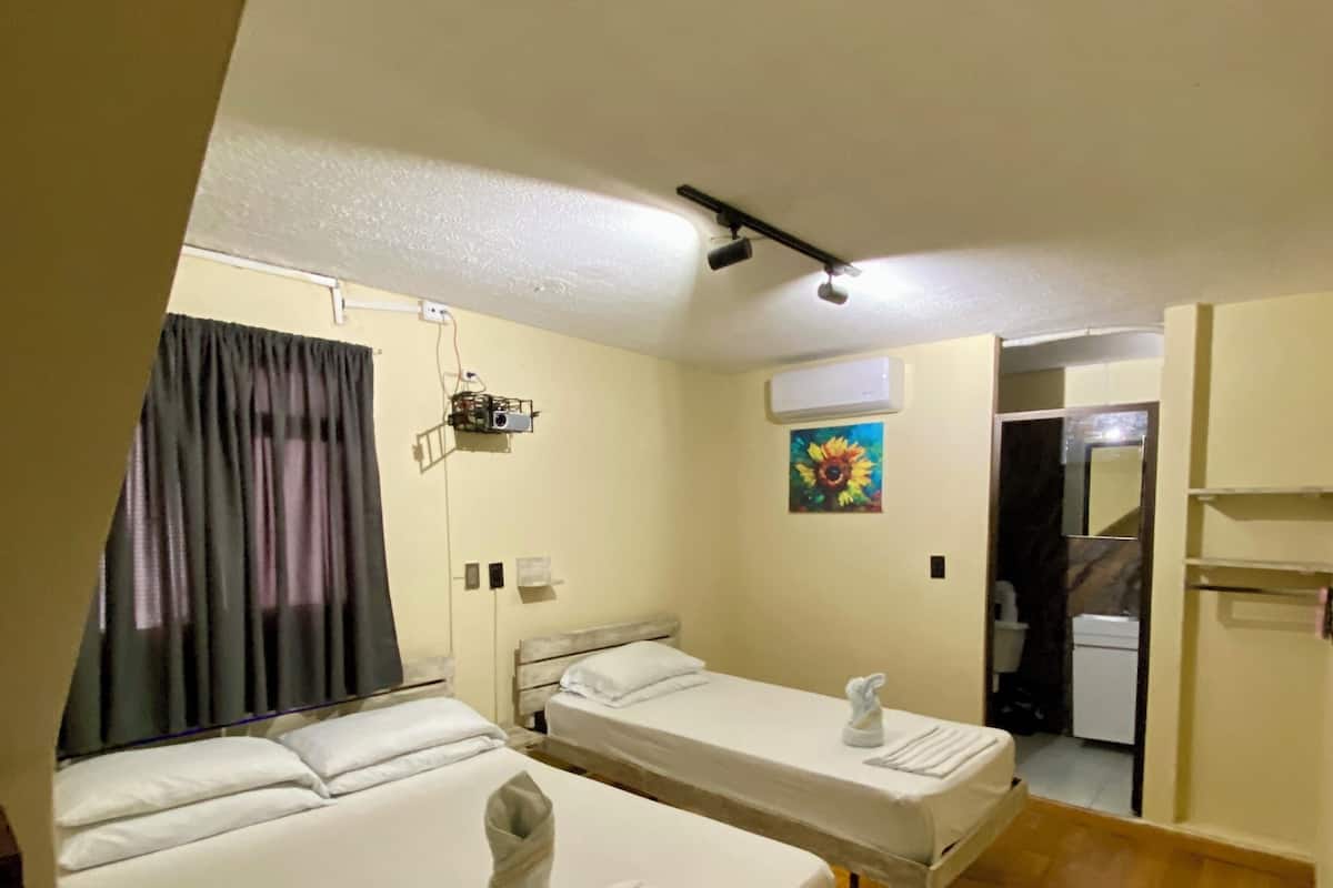 Family Room | Hypo-allergenic bedding, individually decorated, blackout drapes