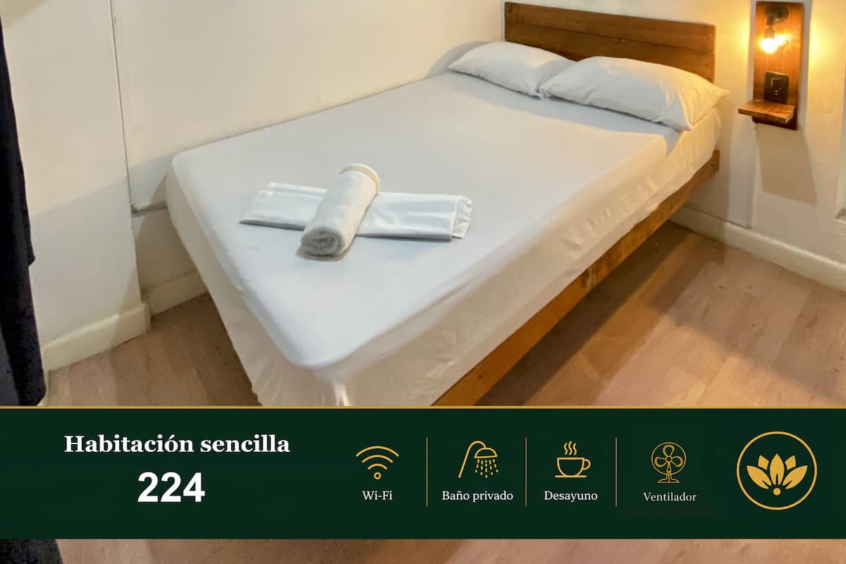 Economy Room | Hypo-allergenic bedding available, blackout drapes, WiFi (free)
