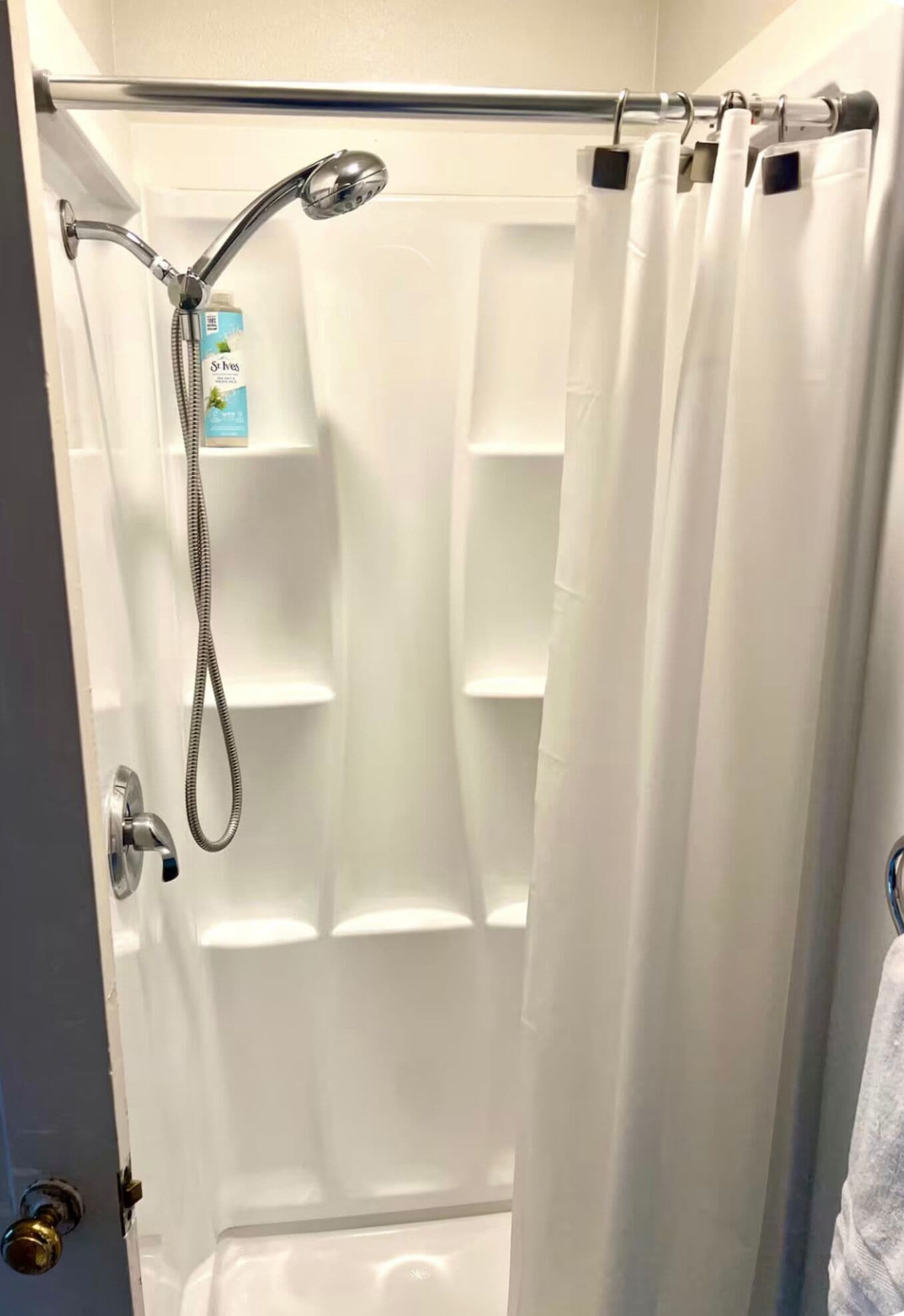 Shower, eco-friendly toiletries, hair dryer, towels