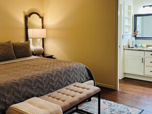 4 bedrooms, desk, iron/ironing board, travel cot