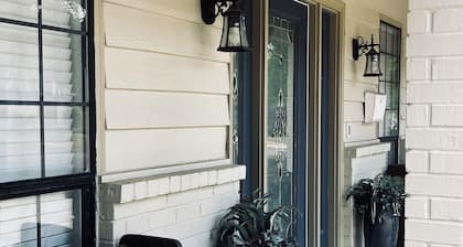 The Retreat - Entire Residential Home!