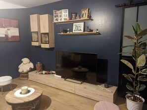 Smart-TV, Bücher, Drucker