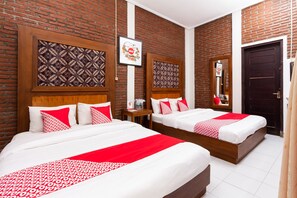 Room - Rifka Annisa Guesthouse (Yogyakarta)
