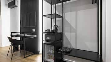 2 Schlafzimmer, hochwertige Bettwaren, Daunenbettdecken