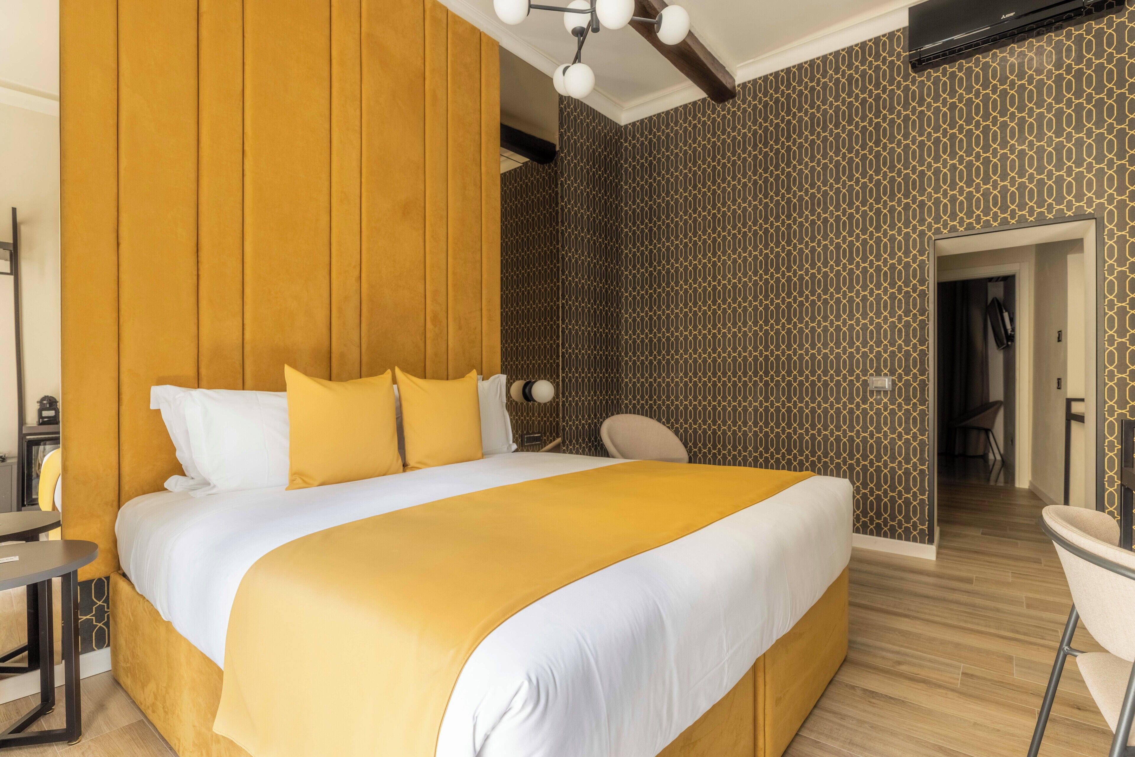 高級寢具、羽絨被、舒適加層、免費迷你吧