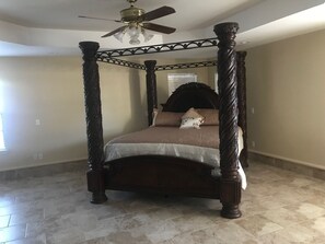 Family House | Iron/ironing board, free WiFi - T&G Vacation Property (Aransas Pass)