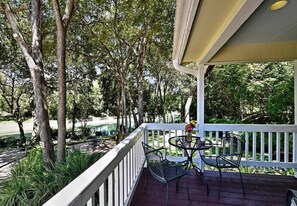 Outdoor dining - Comal River access - Waterfront Bliss – Private Access to the Comal River! (New Braunfels)