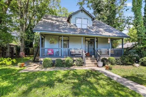 2 Bed 1 Bath in Trendy East Nashville Neighborhood!