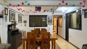 Living area - Paititi Classic Hotel (Machu Picchu)