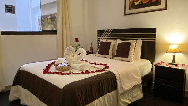 Classic Double Room | Free WiFi - Paititi Classic Hotel (Machu Picchu)