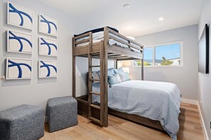 2 habitaciones, tabla de planchar con plancha y wifi gratis