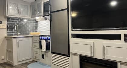 Keystone Premiere Luxury Travel Trailer sleeps 10 - Anza Borrego/Salton Sea