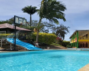 Outdoor pool - Finca Bellavista in Velez (nearby tourist attractions) (vélez)