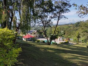 Property grounds - Finca Bellavista in Velez (nearby tourist attractions) (vélez)