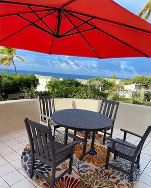 Enjoy morning coffee with an ocean view! 