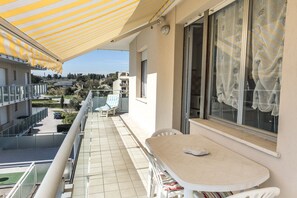 Outdoor dining -  M340 - Marcelli, cozy three-room apartment facing the sea with balcony (Marcelli)